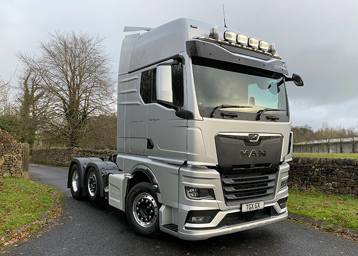 HiBar St. Steel - MAN TGX - Straight