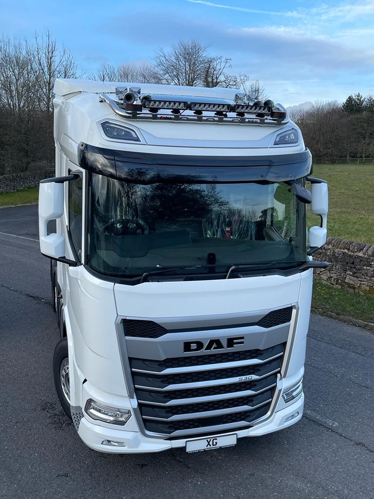 Aluminum HiBar for DAF NGD XF/XG/XD High Sleeper Cab | Drop-Down