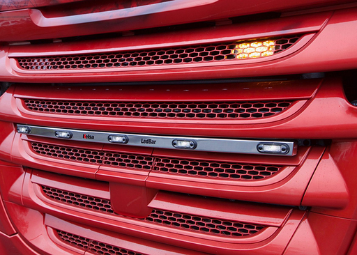 [DLEDS01/W] Stainless Steel LedBar for DAF XF106 & CF Euro 6 | 5 White LEDs