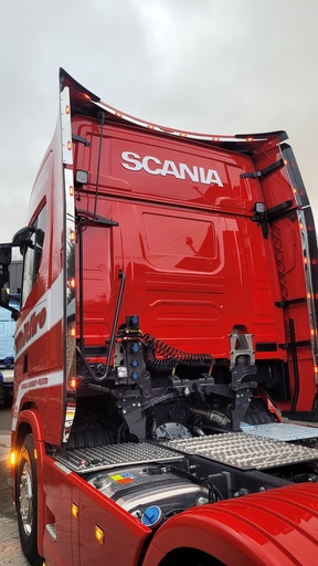 [82SRPLK/STD] Edelstahl Dach- und Seitenspoiler- Applikationen Scania NextGen R-serie Highline mit roten Hella LED's
