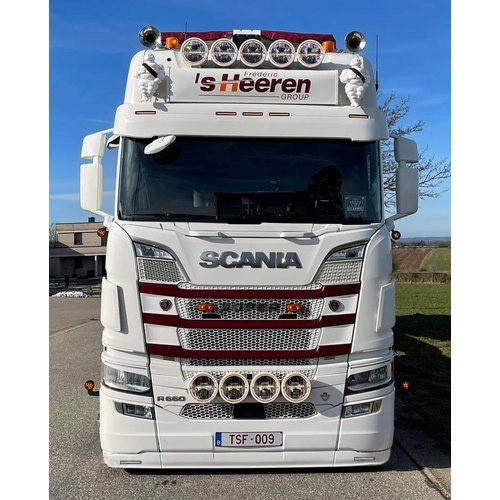 [2SCNGOSXS2NGT5] Bumper Spoiler for Scania NextGen with Low Bumper | Type 5 | 2 Lightholes