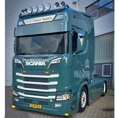 [2SCNGOSXSTLGT9] Bumper Spoiler for Scania NextGen with High Bumper | Type 9 | 2x Yellow Talmu